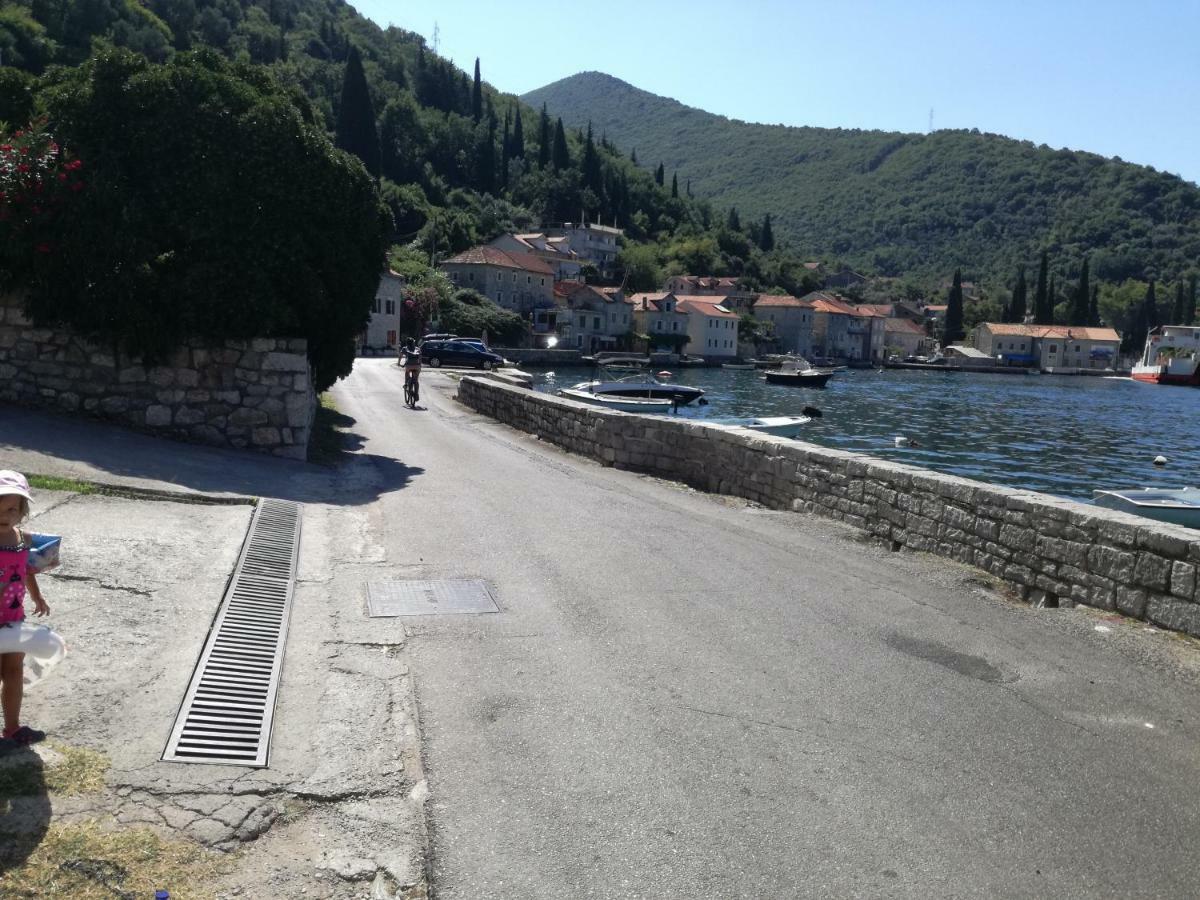 Apartman Irena Tivat Exterior foto